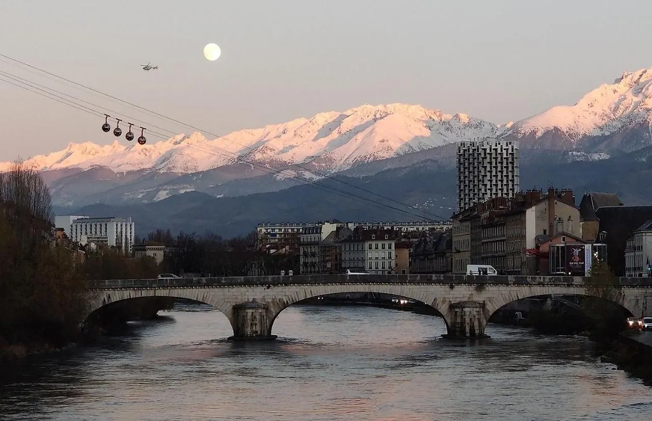 Les 3 Arches - Grenoble Apartment France