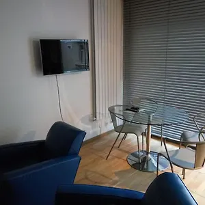 Apartment 2 Pieces 40 M2, Dans Hyper Centre, Avec Piscine Au Rez De Chaussee, Grenoble